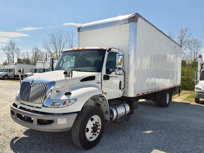 International MV607 26 ft Box Truck - 270HP, 6 Speed Automatic, Roll up Door, Liftgate