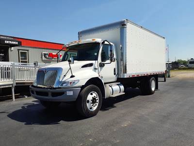 International MV607 18 ft Box Truck - 260HP, 6 Speed Automatic, Roll up Door