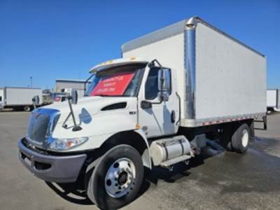 International MV607 18 ft Box Truck - 325HP, 6 Speed Automatic, Roll up Door