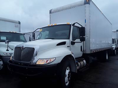 International MV607 26 ft Box Truck - 240HP, 6 Speed Automatic, Roll up Door, Liftgate