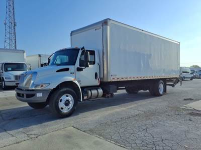 International MV607 26 ft Box Truck - 240HP, 6 Speed Automatic, Roll up Door, Liftgate