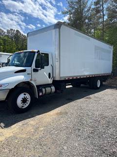 International MV607 26 ft Box Truck - 240HP, 6 Speed Automatic, Roll up Door, Liftgate