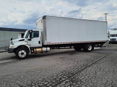 International MV607 28 ft Box Truck - 240HP, 6 Speed Automatic, Roll up Door, Liftgate