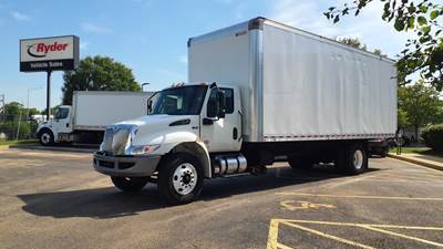 International MV607 26 ft Box Truck - 240HP, 6 Speed Automatic, Roll up Door, Liftgate