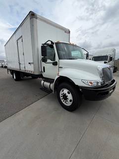 International MV607 26 ft Box Truck - 240HP, 6 Speed Automatic, Roll up Door, Liftgate
