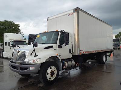 International MV607 24 ft Box Truck - 280HP, 6 Speed Automatic, Roll up Door, Liftgate