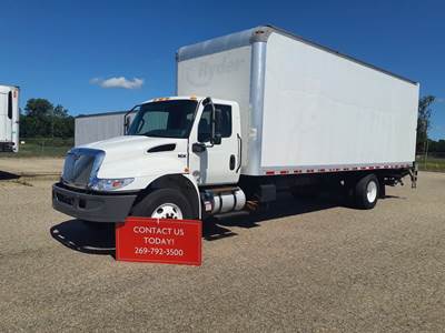 International MV607 26 ft Box Truck - 240HP, 6 Speed Automatic, Roll up Door, Liftgate