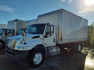 International MV607 18 ft Box Truck - 260HP, 6 Speed Automatic, Roll up Door
