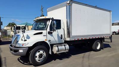International MV607 18 ft Box Truck - 325HP, 6 Speed Automatic, Roll up Door