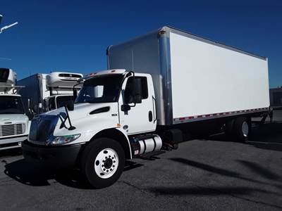 International MV607 26 ft Box Truck - 240HP, 6 Speed Automatic, Roll up Door, Liftgate