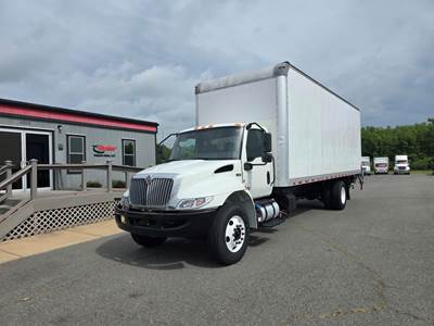 International MV607 26 ft Box Truck - 240HP, 6 Speed Automatic, Roll up Door, Liftgate