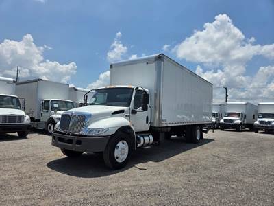 International MV607 26 ft Box Truck - 240HP, 6 Speed Automatic, Roll up Door, Liftgate
