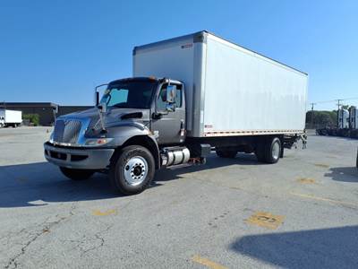 International MV607 26 ft Box Truck - 240HP, 6 Speed Automatic, Roll up Door, Liftgate