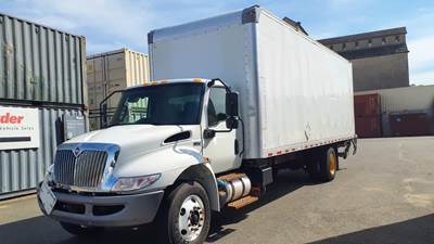 International MV607 26 ft Box Truck - 280HP, 6 Speed Automatic, Roll up Door, Liftgate