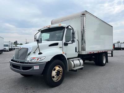 International MV607 18 ft Box Truck - 260HP, 6 Speed Automatic, Roll up Door