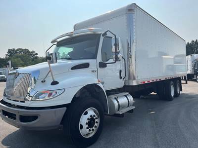 International MV607 26 ft Box Truck - 330HP, 6 Speed Automatic, Roll up Door