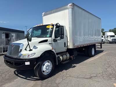 International MV607 20 ft Box Truck - 250HP, 6 Speed Automatic, Roll up Door