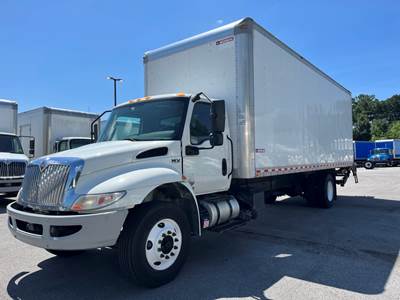 International MV607 26 ft Box Truck - 240HP, 6 Speed Automatic, Roll up Door, Liftgate