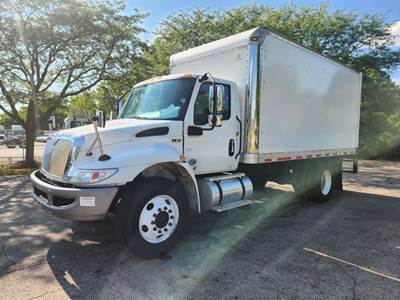 International MV607 16 ft Box Truck - 260HP, 6 Speed Automatic, Roll up Door