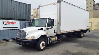 International MV607 28 ft Box Truck - 240HP, 6 Speed Automatic, Swing Door, Liftgate