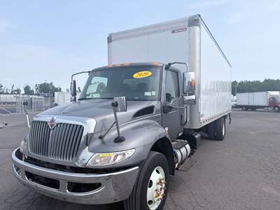 International MV607 26 ft Box Truck - 240HP, 6 Speed Automatic, Roll up Door, Liftgate