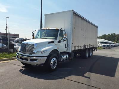International MV607 26 ft Box Truck - 300HP, 6 Speed Automatic, Roll up Door, Liftgate