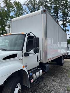 International MV607 26 ft Box Truck - 240HP, 6 Speed Automatic, Roll up Door, Liftgate