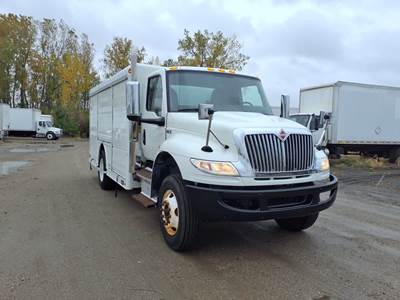 International MV607 15 ft Box Truck - 260HP, 6 Speed Automatic