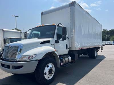 International MV607 26 ft Box Truck - 240HP, 6 Speed Automatic, Roll up Door, Liftgate
