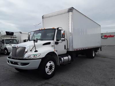 International MV607 26 ft Box Truck - 240HP, 6 Speed Automatic, Roll up Door, Liftgate