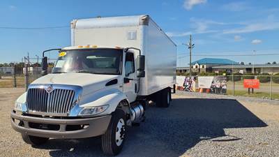 International MV607 26 ft Box Truck - 240HP, 6 Speed Automatic, Roll up Door