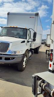 International MV607 26 ft Box Truck - 240HP, 6 Speed Automatic, Roll up Door, Liftgate