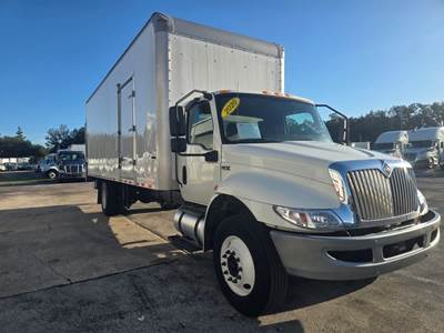 International MV607 26 ft Box Truck - 240HP, 6 Speed Automatic, Roll up Door, Liftgate
