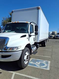 International MV607 26 ft Box Truck - 240HP, 6 Speed Automatic, Roll up Door, Liftgate