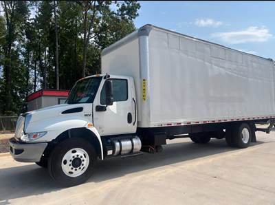 International MV607 26 ft Box Truck - 240HP, 6 Speed Automatic, Roll up Door, Liftgate