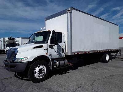 International MV607 26 ft Box Truck - 240HP, 6 Speed Automatic, Roll up Door, Liftgate