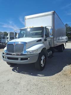 International MV607 26 ft Box Truck - 240HP, 7 Speed Automatic, Roll up Door, Liftgate