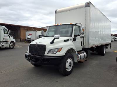 International MV607 26 ft Box Truck - 240HP, 6 Speed Automatic, Roll up Door, Liftgate