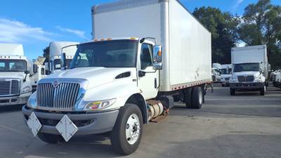 International MV607 24 ft Box Truck - 280HP, 6 Speed Automatic, Roll up Door, Liftgate