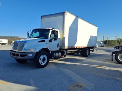International MV607 26 ft Box Truck - 240HP, 6 Speed Automatic, Roll up Door, Liftgate
