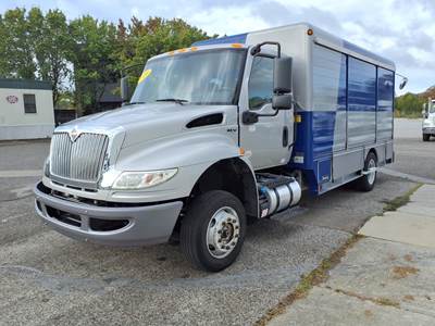 International MV607LP 12 ft Box Truck - 200HP, 6 Speed Automatic