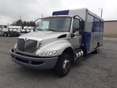 International MV607LP 12 ft Box Truck - 200HP, 6 Speed Automatic