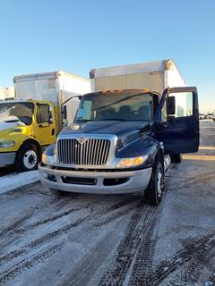 International MV607LP 16 ft Box Truck - 240HP, 6 Speed Automatic, Roll up Door