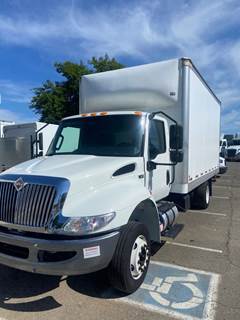 International MV607LP 16 ft Box Truck - 240HP, 6 Speed Automatic, Swing Door
