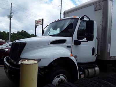 International MV607LP 18 ft Box Truck - 240HP, 6 Speed Automatic, Roll up Door