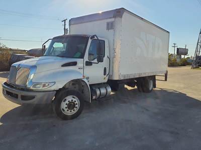 International MV607LP 18 ft Box Truck - 240HP, 6 Speed Automatic, Roll up Door