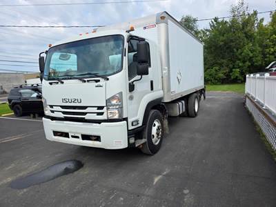 Isuzu FTR 18 ft Box Truck - 215HP, 6 Speed Automatic, Roll up Door, Liftgate