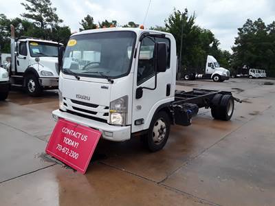 Isuzu NPR Box Truck - 215HP, 6 Speed Automatic