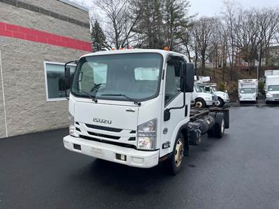 Isuzu NQR Box Truck - 215HP, 6 Speed Automatic