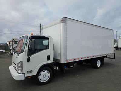 Isuzu NRR 20 ft Box Truck - 215HP, 6 Speed Automatic, Roll up Door